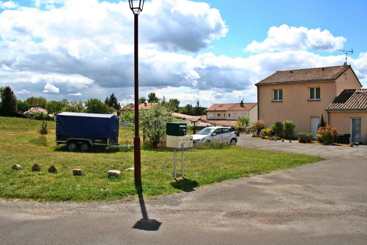 Bonabri Vacances - Chambres D'Hotes Chazelles  ภายนอก รูปภาพ