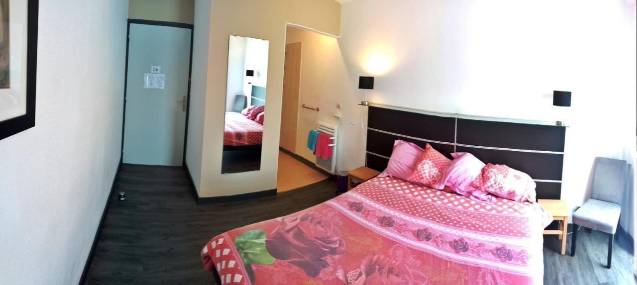 Bonabri Vacances - Chambres D'Hotes Chazelles  ภายนอก รูปภาพ