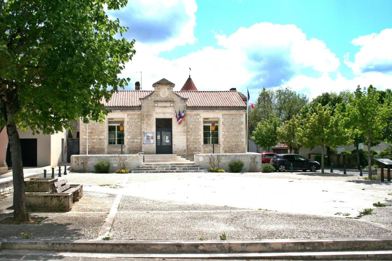 Bonabri Vacances - Chambres D'Hotes Chazelles  ภายนอก รูปภาพ