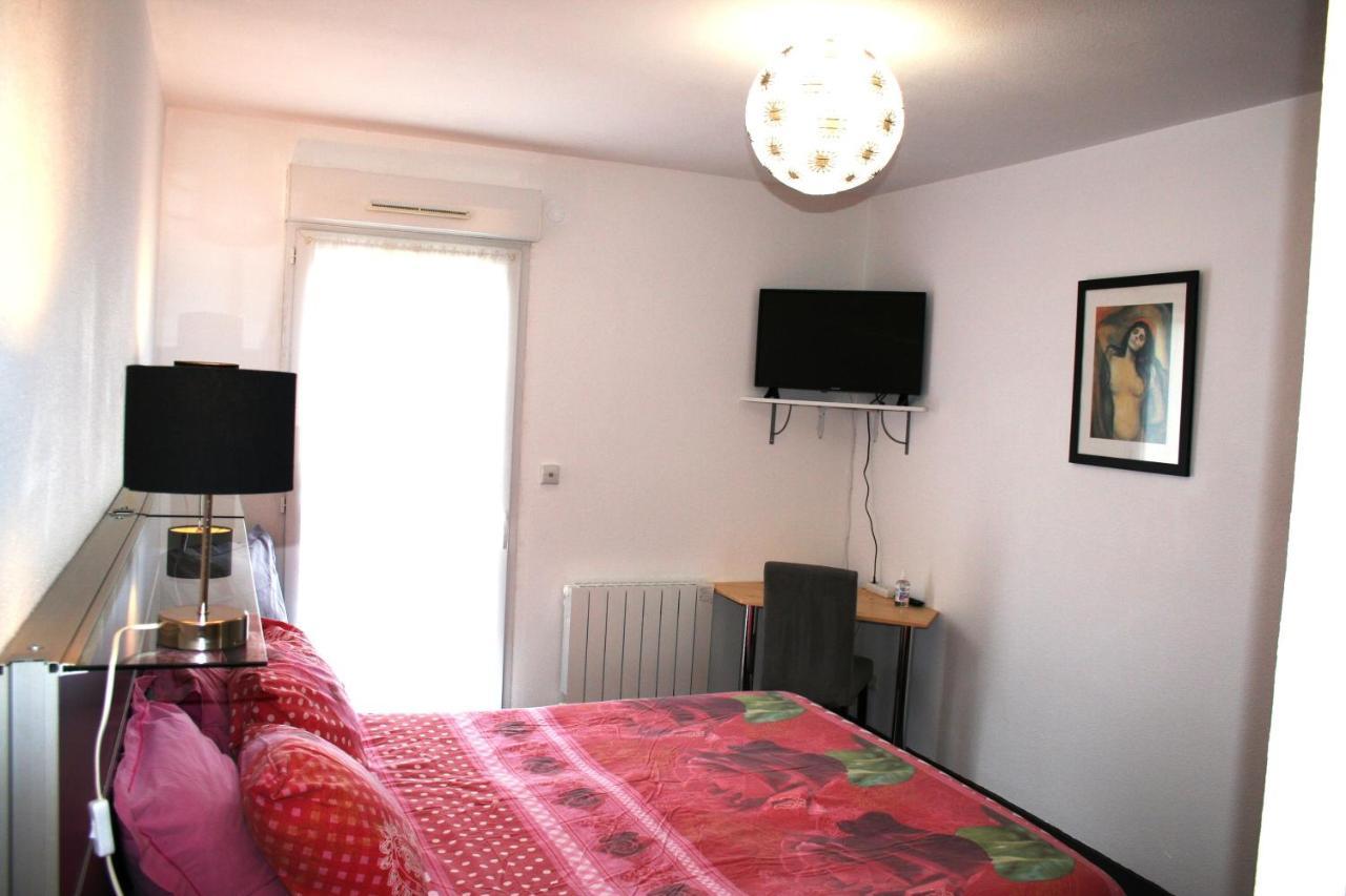 Bonabri Vacances - Chambres D'Hotes Chazelles  ภายนอก รูปภาพ