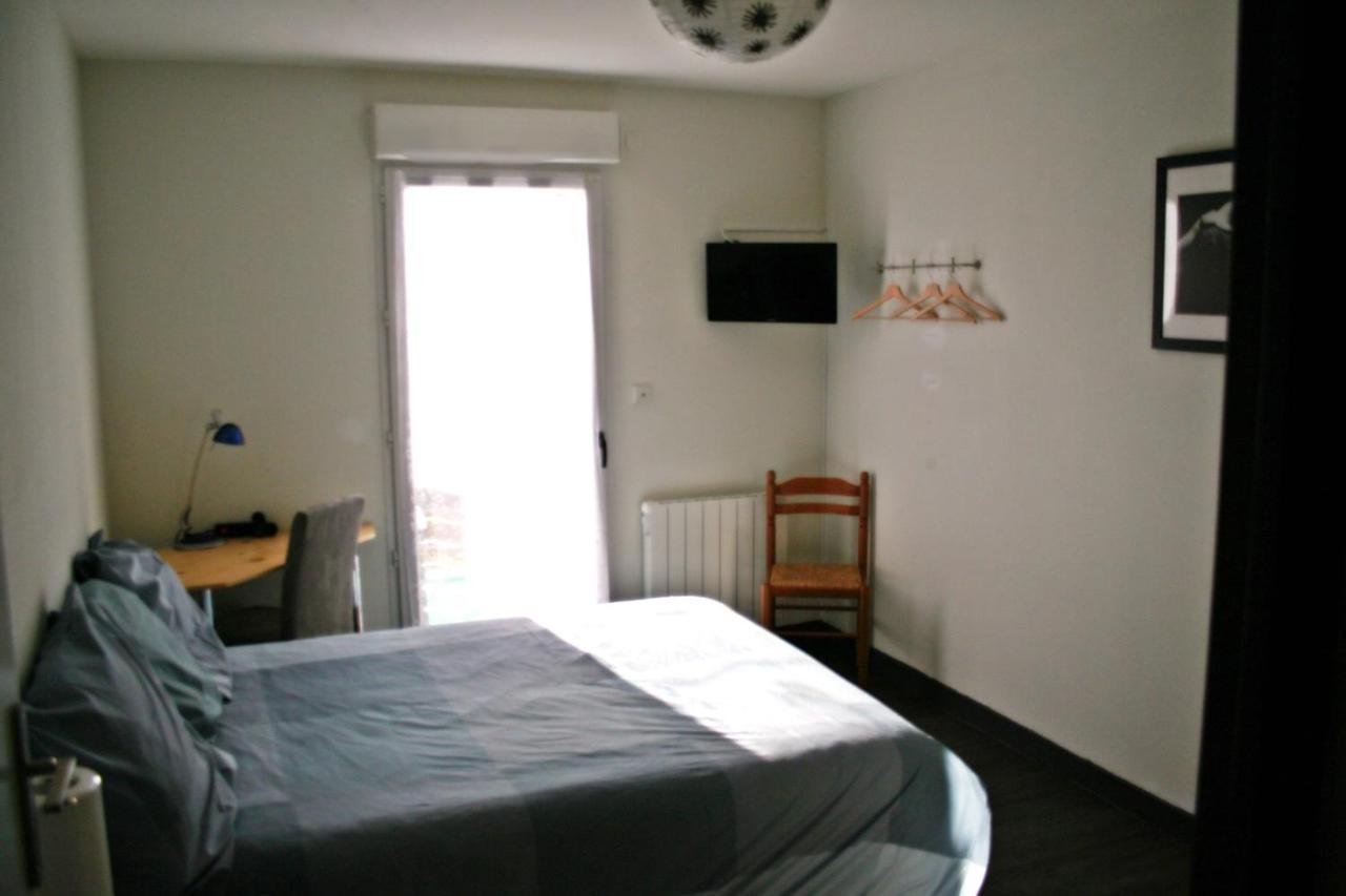Bonabri Vacances - Chambres D'Hotes Chazelles  ภายนอก รูปภาพ
